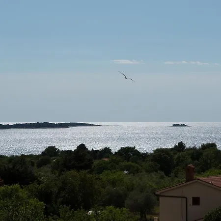 Moderno 3 Casa Vecchia * Peroj