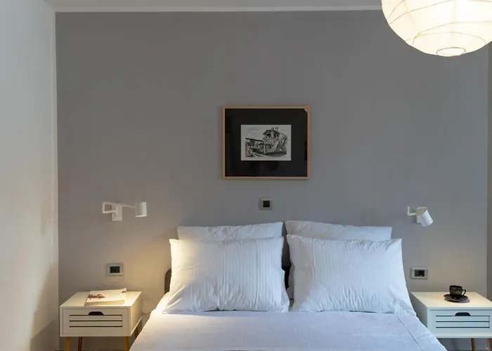 Moderno 3 Casa Vecchia *