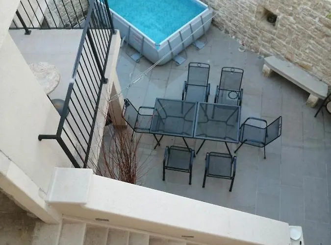 Moderno 3 Casa Vecchia * Peroj