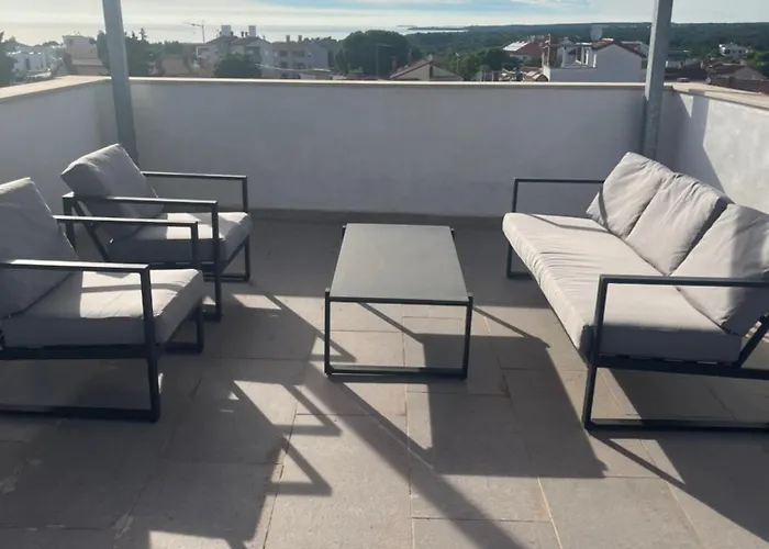 Moderno 3 Casa Vecchia