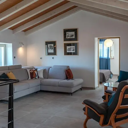 Villa Moderno 3 Casa Vecchia