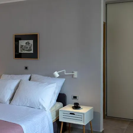 Moderno 3 Casa Vecchia Вилла Перой