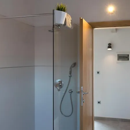 Moderno 3 Casa Vecchia Вилла