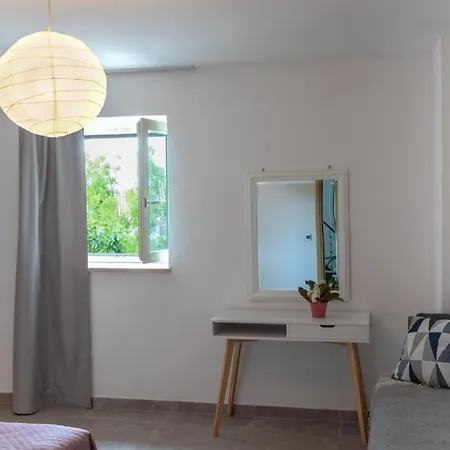 Moderno 3 Casa Vecchia