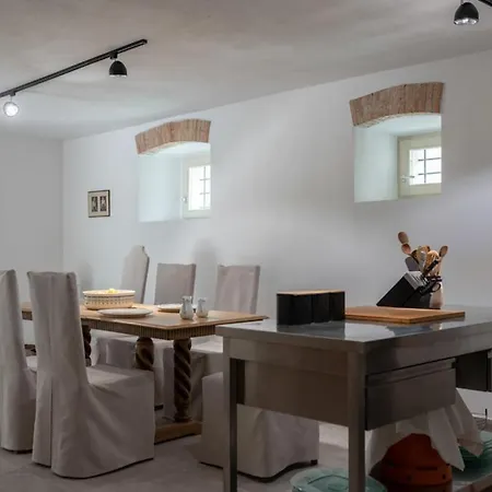Vila Moderno 3 Casa Vecchia *
