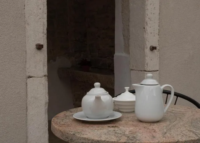 Moderno 3 Casa Vecchia *