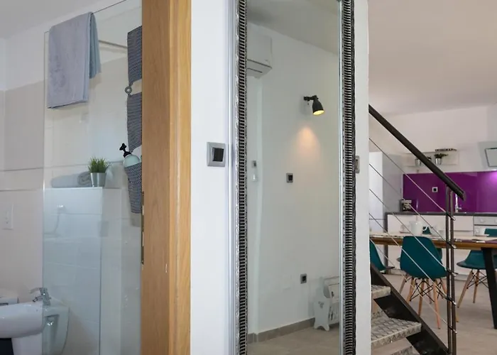 Moderno 3 Casa Vecchia * Peroj