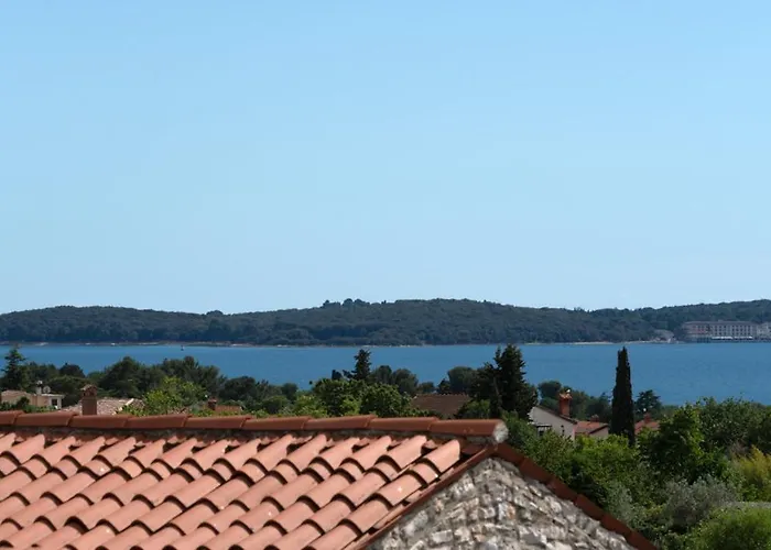 Moderno 3 Casa Vecchia Peroj