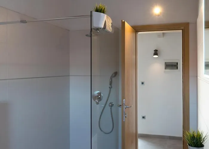 Moderno 3 Casa Vecchia Villa