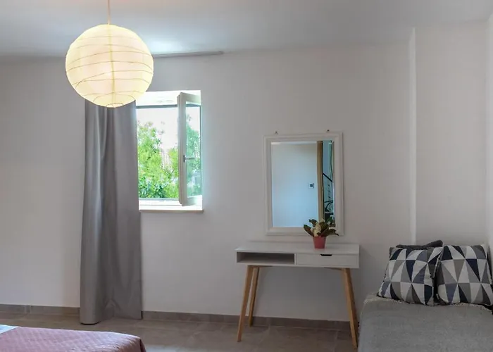 Moderno 3 Casa Vecchia